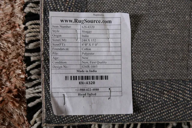 https://image-static-obj.rugsource.com/small/138013_2710405_02e317fe.jpeg