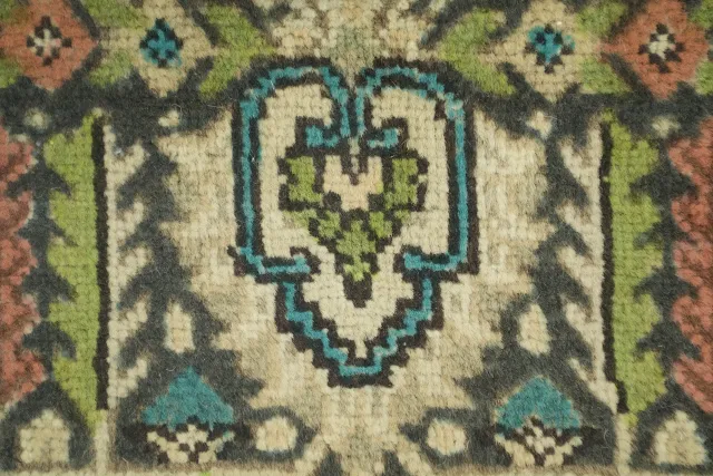 https://image-static-obj.rugsource.com/small/148396_3337519_9399c9c5.jpeg