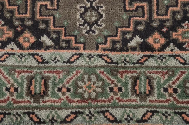 https://image-static-obj.rugsource.com/small/149862_2951841_a3716d38.jpeg