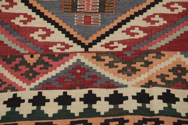 https://image-static-obj.rugsource.com/small/150044_2951142_1ff673dc.jpeg