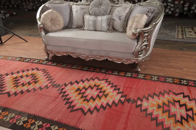 https://image-static-obj.rugsource.com/small/150047_2951624_d402781b.jpeg