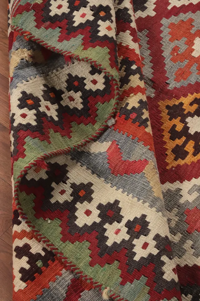 https://image-static-obj.rugsource.com/small/150059_2951177_51db662a.jpeg