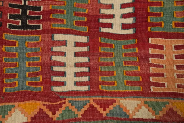 https://image-static-obj.rugsource.com/small/150100_2953101_ae576487.jpeg