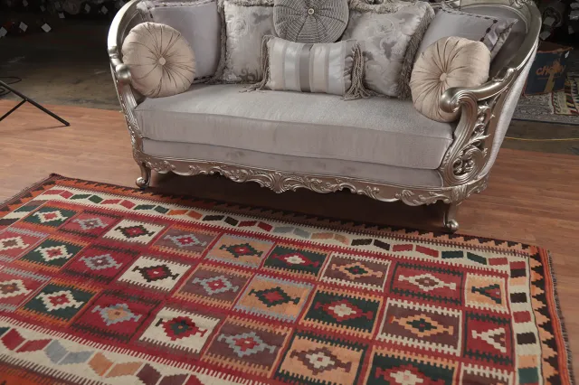 https://image-static-obj.rugsource.com/small/150102_2952691_4aa14465.jpeg