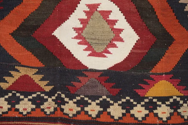 https://image-static-obj.rugsource.com/small/150112_2951989_4e751976.jpeg