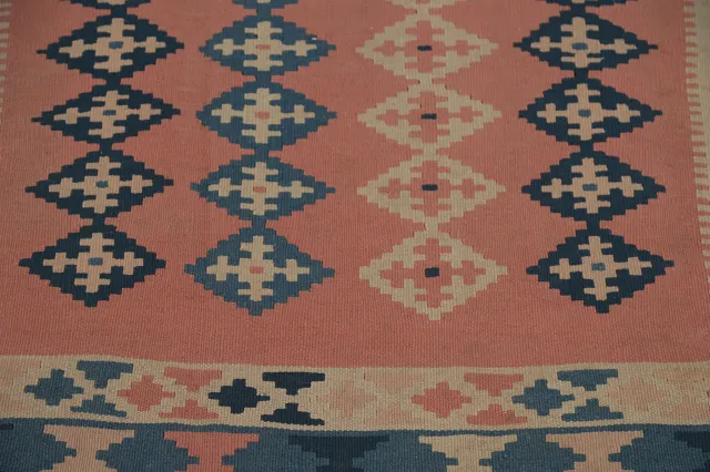 https://image-static-obj.rugsource.com/small/150136_2955391_328a34a2.jpeg