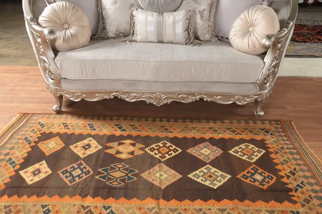 https://image-static-obj.rugsource.com/small/150167_2954796_67178bee.jpeg