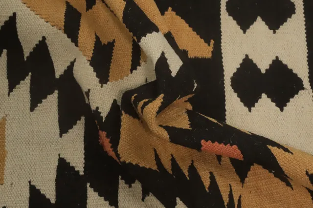 https://image-static-obj.rugsource.com/small/151223_2985348_e70ba8bd.jpeg
