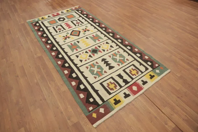 https://image-static-obj.rugsource.com/small/151231_2984558_9915ae06.jpeg