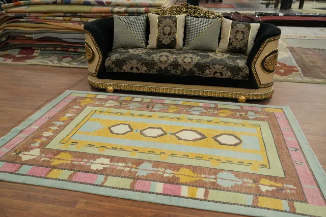https://image-static-obj.rugsource.com/small/151493_2984951_6325269c.jpeg