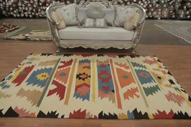 https://image-static-obj.rugsource.com/small/151717_2988479_17e4182c.jpeg