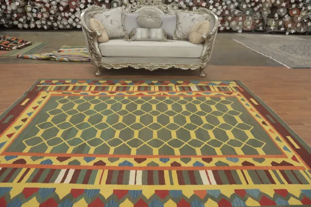 https://image-static-obj.rugsource.com/small/151718_2988499_e27e1f23.jpeg