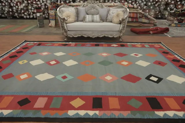 https://image-static-obj.rugsource.com/small/151748_2987156_e6cc53cf.jpeg