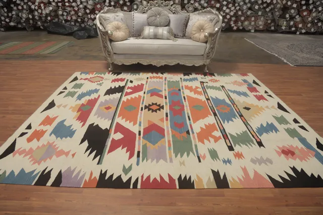 https://image-static-obj.rugsource.com/small/152034_2992752_1817b40a.jpeg
