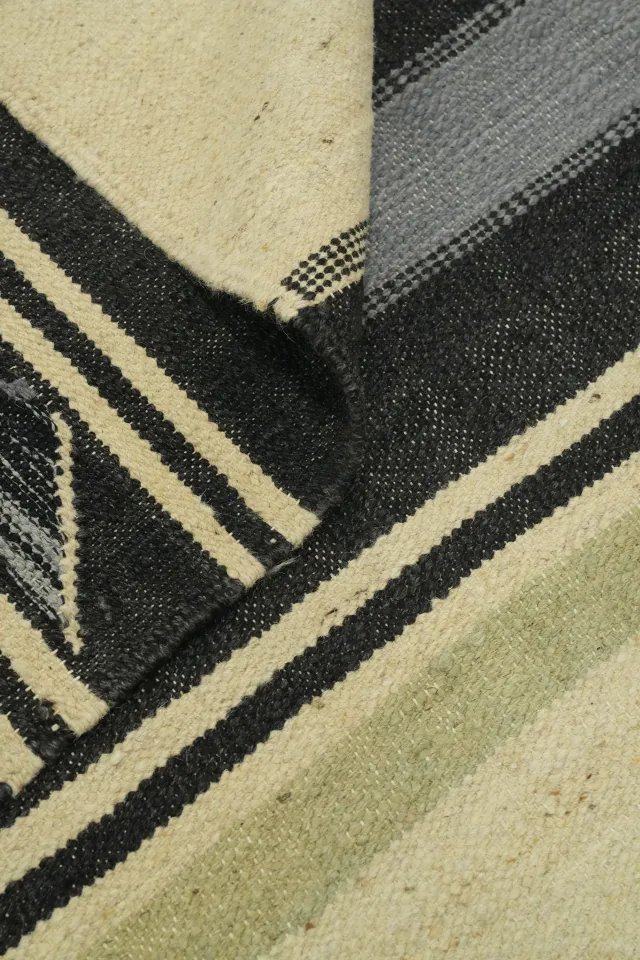 https://image-static-obj.rugsource.com/small/152086_2992460_b8374e0c.jpeg
