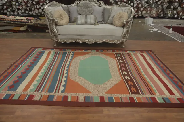 https://image-static-obj.rugsource.com/small/152098_2993120_56fe34f2.jpeg
