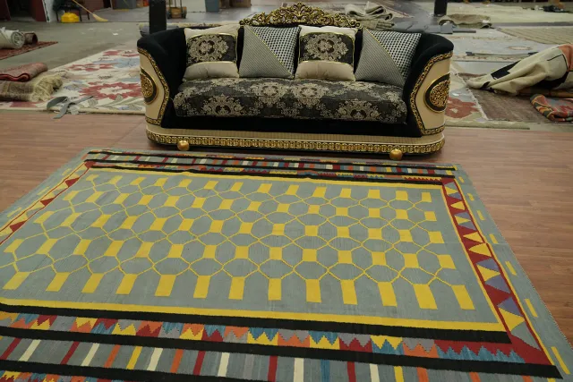https://image-static-obj.rugsource.com/small/152180_2994739_48cdc27a.jpeg