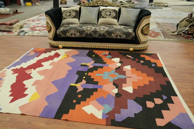 https://image-static-obj.rugsource.com/small/152181_2994346_a1da1eb6.jpeg