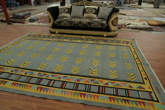 https://image-static-obj.rugsource.com/small/152268_2995631_01d32844.jpeg