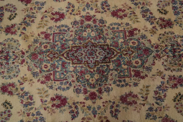 https://image-static-obj.rugsource.com/small/152797_3004915_3c85703f.jpeg