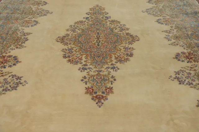 https://image-static-obj.rugsource.com/small/152808_3004954_9e9a1cef.jpeg