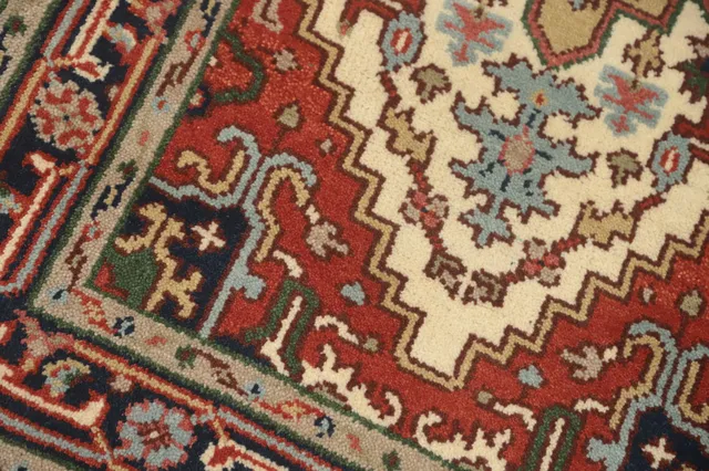 https://image-static-obj.rugsource.com/small/153070_3008438_b2f9eb3b.jpeg
