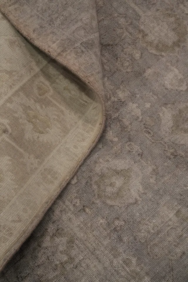https://image-static-obj.rugsource.com/small/153132_3009686_c1748c98.jpeg