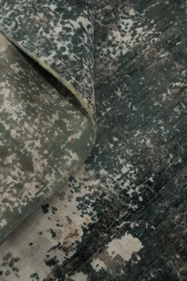 https://image-static-obj.rugsource.com/small/153221_3010730_c3e76bec.jpeg