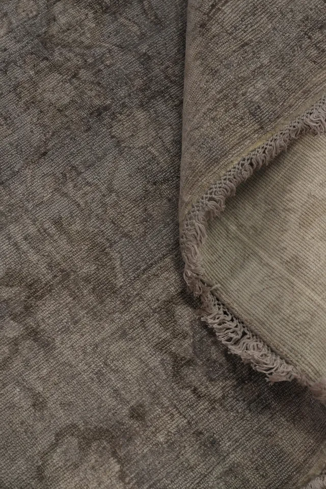 https://image-static-obj.rugsource.com/small/153297_3011377_fea6e27b.jpeg