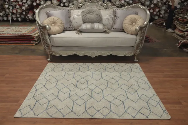 https://image-static-obj.rugsource.com/small/153470_3016386_2c90f9a5.jpeg