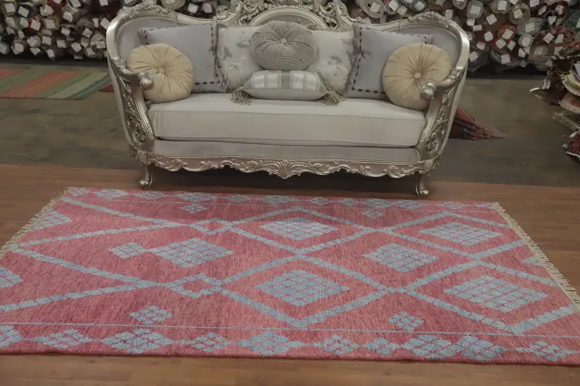 https://image-static-obj.rugsource.com/small/153496_3015561_75496bb2.jpeg