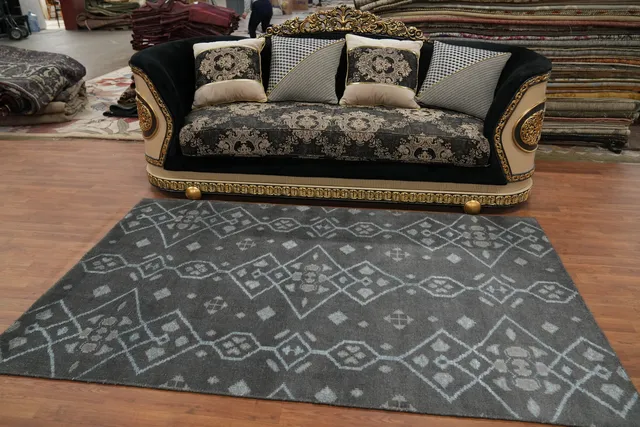 https://image-static-obj.rugsource.com/small/153504_3014746_91ce14a1.jpeg