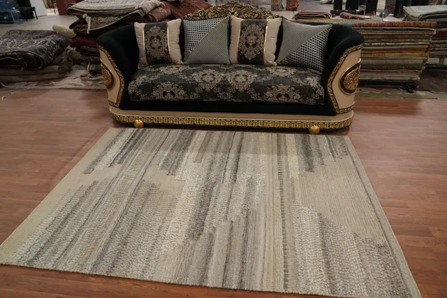 https://image-static-obj.rugsource.com/small/153533_3014287_8a58d124.jpeg