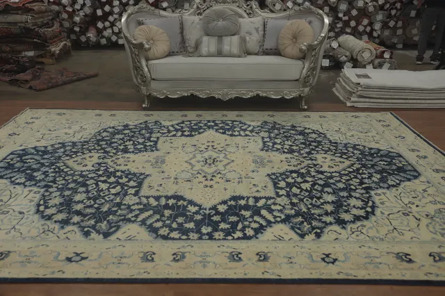 https://image-static-obj.rugsource.com/small/154165_3023536_9572461d.jpeg