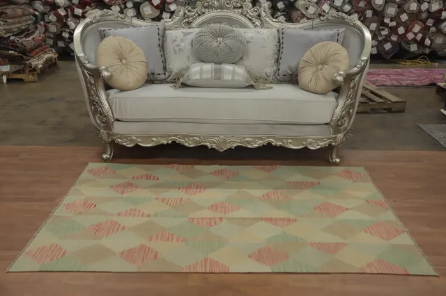 https://image-static-obj.rugsource.com/small/154498_3026665_e590cd75.jpeg