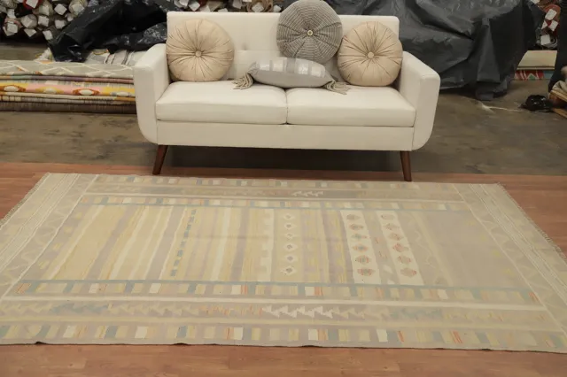 https://image-static-obj.rugsource.com/small/154834_3050943_a84ba7c9.jpeg