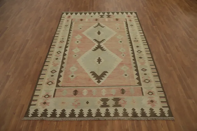https://image-static-obj.rugsource.com/small/154849_3051107_0e3f76ff.jpeg