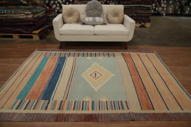 https://image-static-obj.rugsource.com/small/154905_3084936_9c6e3cd9.jpeg