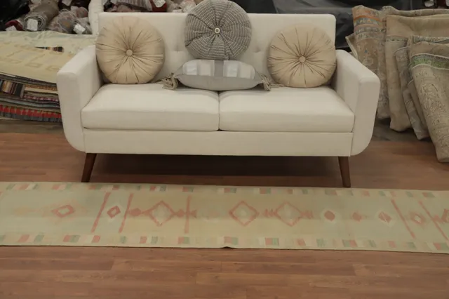 https://image-static-obj.rugsource.com/small/154975_3058945_6c17ab9a.jpeg