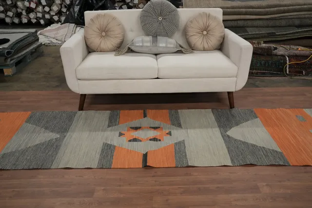 https://image-static-obj.rugsource.com/small/154985_3071700_5591e212.jpeg