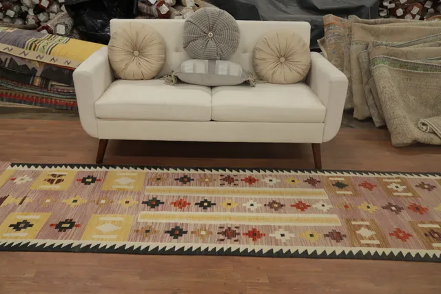 https://image-static-obj.rugsource.com/small/154993_3059740_647c9bc1.jpeg