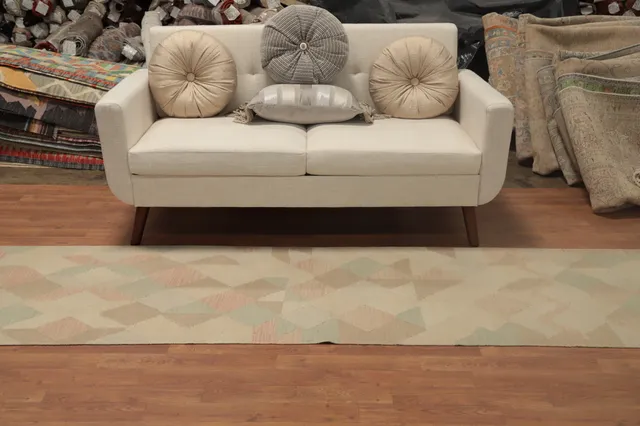 https://image-static-obj.rugsource.com/small/155005_3060756_f688f569.jpeg
