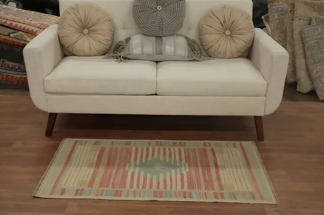 https://image-static-obj.rugsource.com/small/155022_3060931_fa942432.jpeg