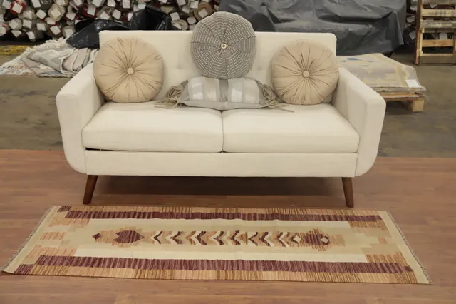 https://image-static-obj.rugsource.com/small/155056_3062343_b129b51f.jpeg