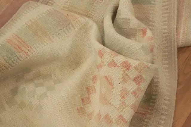 https://image-static-obj.rugsource.com/small/155081_3062778_0552f133.jpeg