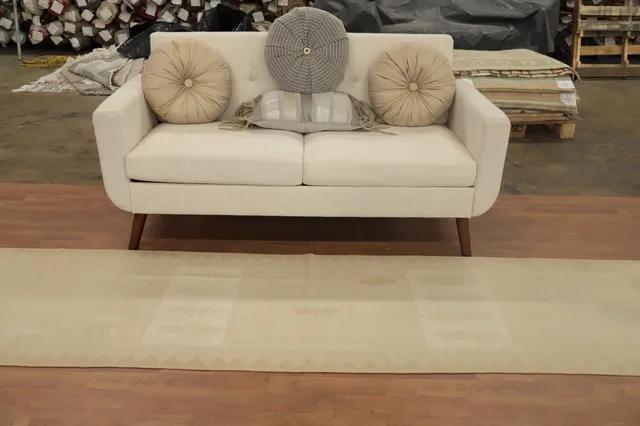 https://image-static-obj.rugsource.com/small/155084_3062803_875bd328.jpeg