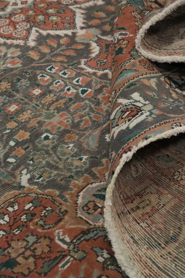 https://image-static-obj.rugsource.com/small/156717_3046545_d98ef1fd.jpeg