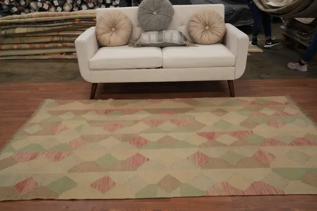 https://image-static-obj.rugsource.com/small/157123_3053825_96ea4a66.jpeg