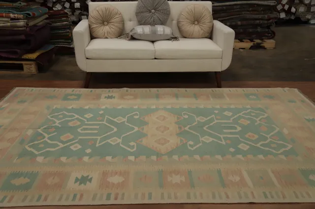 https://image-static-obj.rugsource.com/small/157165_3084446_058c1628.jpeg