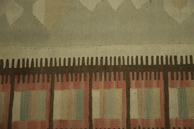 https://image-static-obj.rugsource.com/small/157251_3080266_a26ce725.jpeg